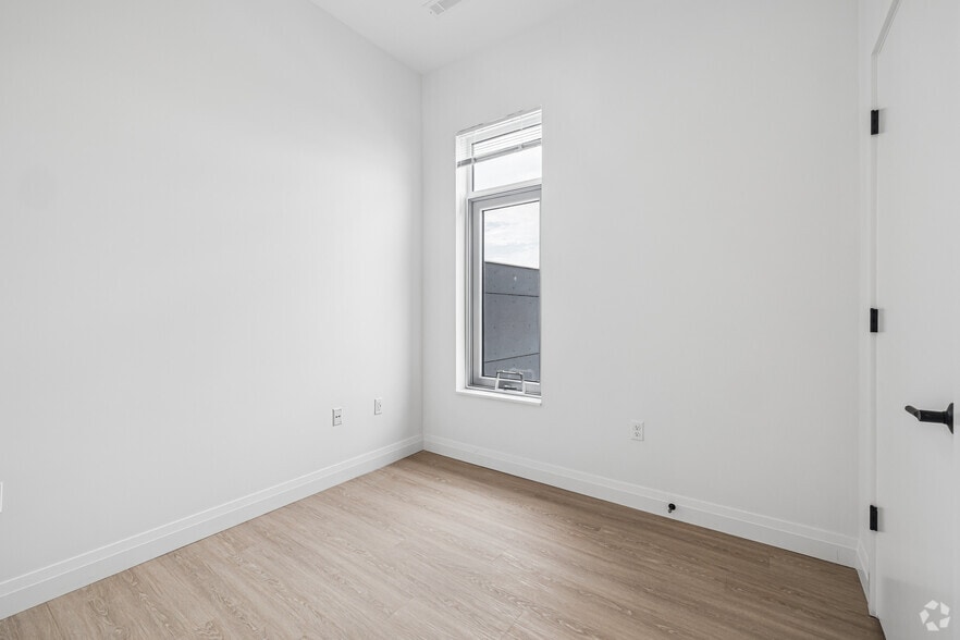 More Photos Of 93 Bennington St, Revere Apartments For Lease