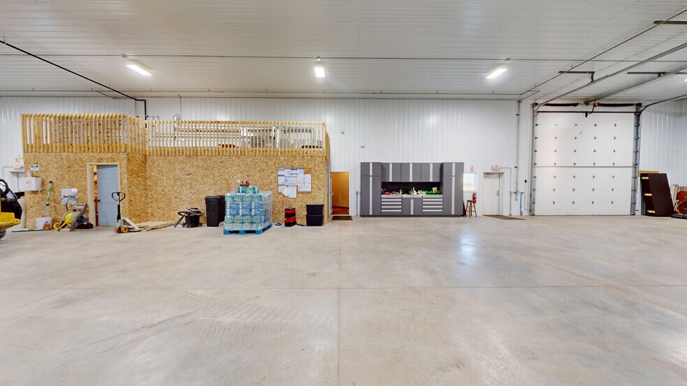 More Photos Of 10345 Hwy 83 S, Minot Flex For Sale