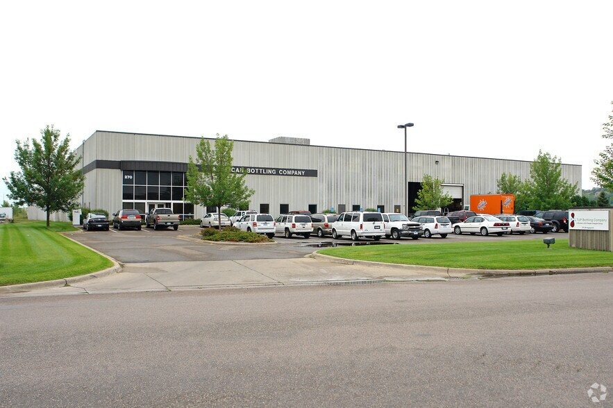 More Photos Of 270 Bridgepoint Dr, South Saint Paul Distribution For Lease