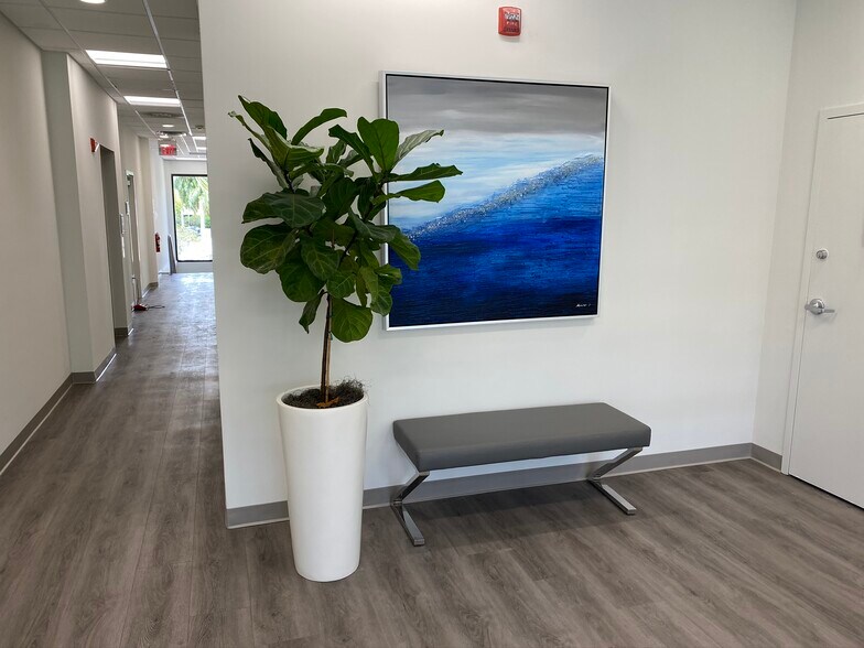 More Photos Of 7035 Beracasa Way, Boca Raton Office Residential For Lease