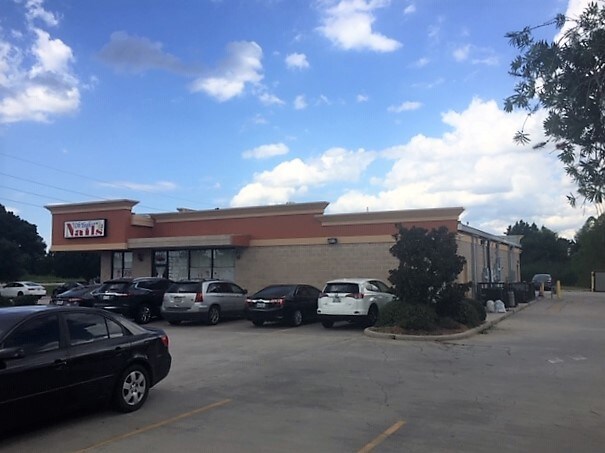 Primary Photo Of Louetta Rd @ Lexington Rd, Spring Unknown For Lease