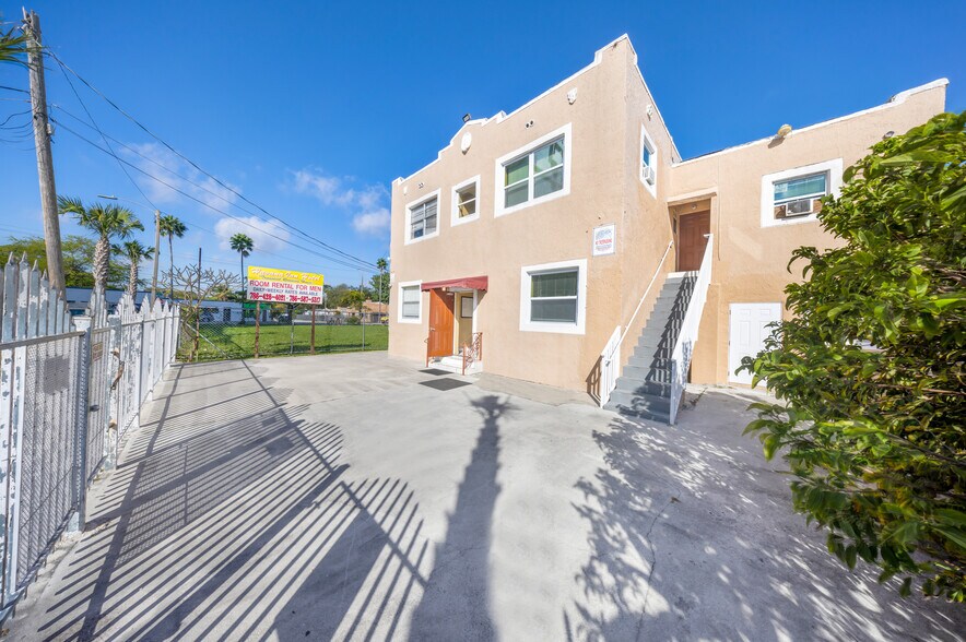 More Photos Of 193 NW 58th St, Miami Apartments For Sale