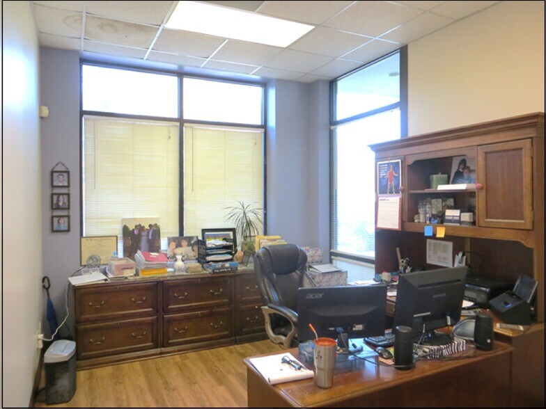 More Photos Of 1705 Orr Industrial Ct, Charlotte Industrial For Lease