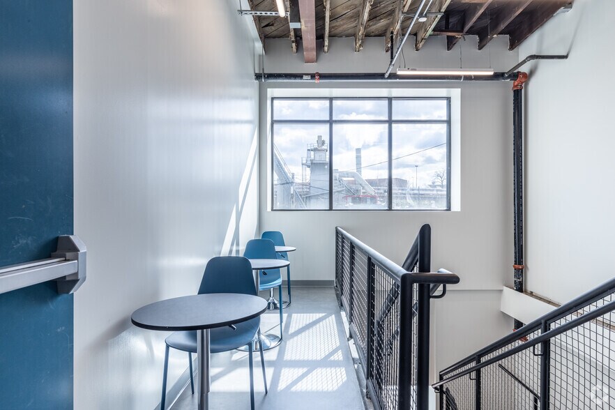 More Photos Of 2000-2014 5th St NE, Washington Warehouse For Lease