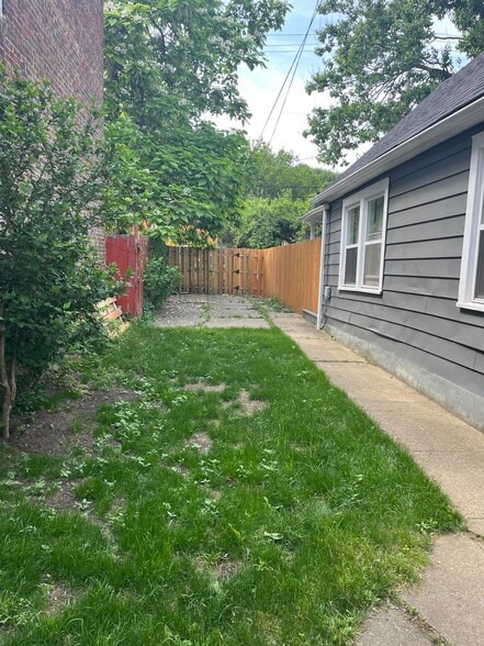 More Photos Of 5007 Clark Ave, Cleveland Freestanding For Sale
