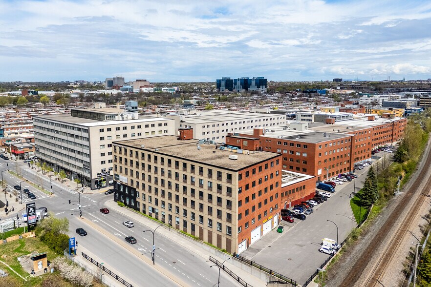 More Photos Of 9292 Rue Meilleur, Montréal Loft Creative Space For Lease
