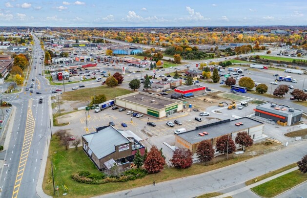Primary Photo Of 3027 Parkedale Ave, Brockville General Retail For Sale