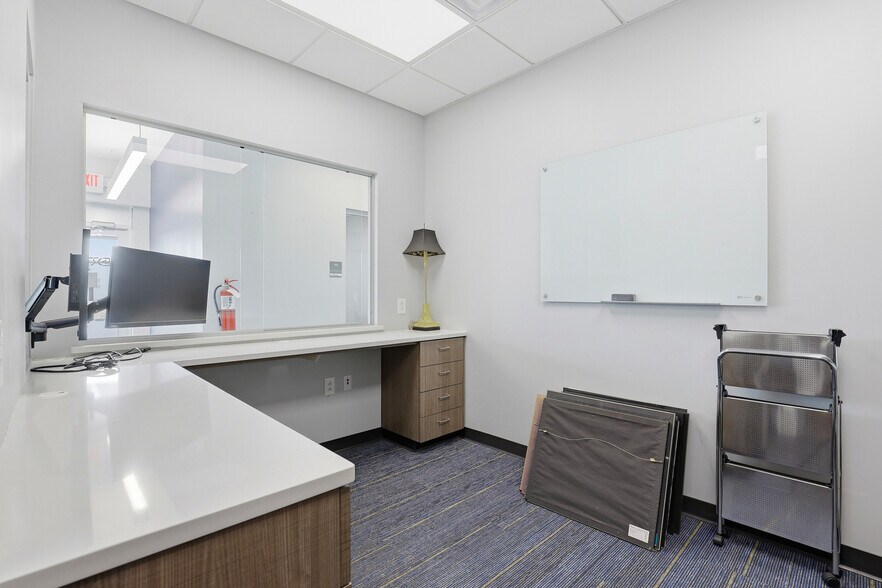 More Photos Of 2780 Jetport Rd, Kinston Office For Lease