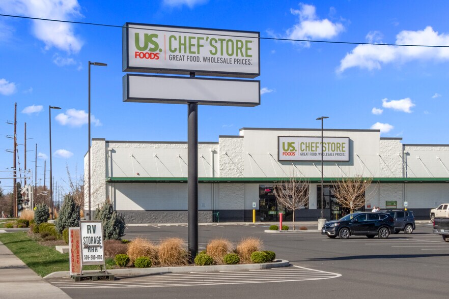 More Photos Of 1002 W Rose St, Walla Walla Supermarket For Sale