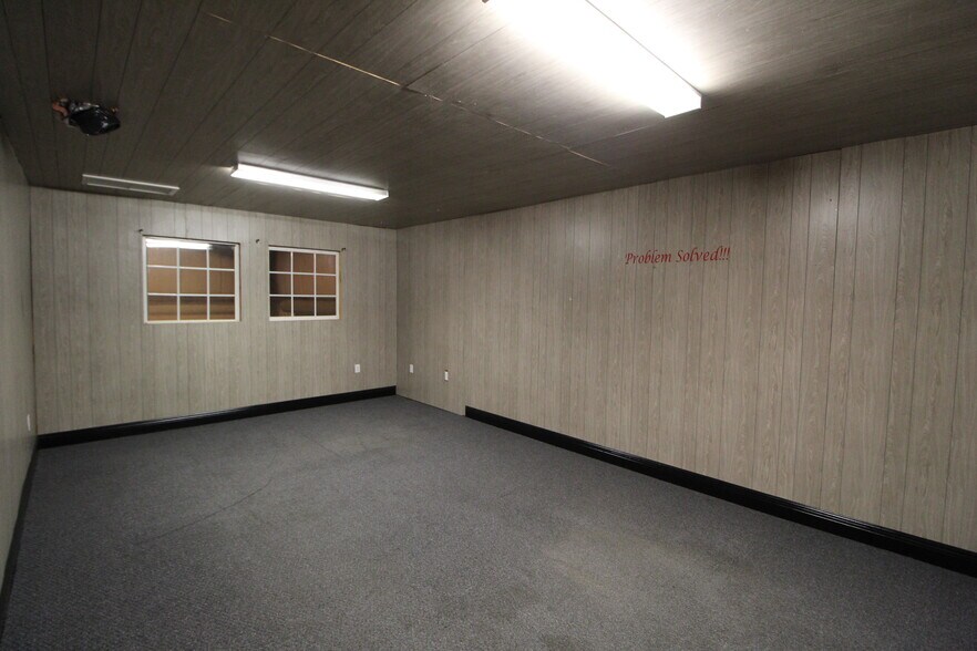 More Photos Of 2208 58th Ave E, Bradenton Warehouse For Sale