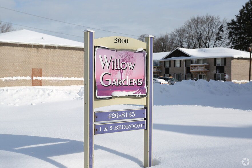 More Photos Of 2594-2608 Dewey Ave, Rochester Apartments For Sale