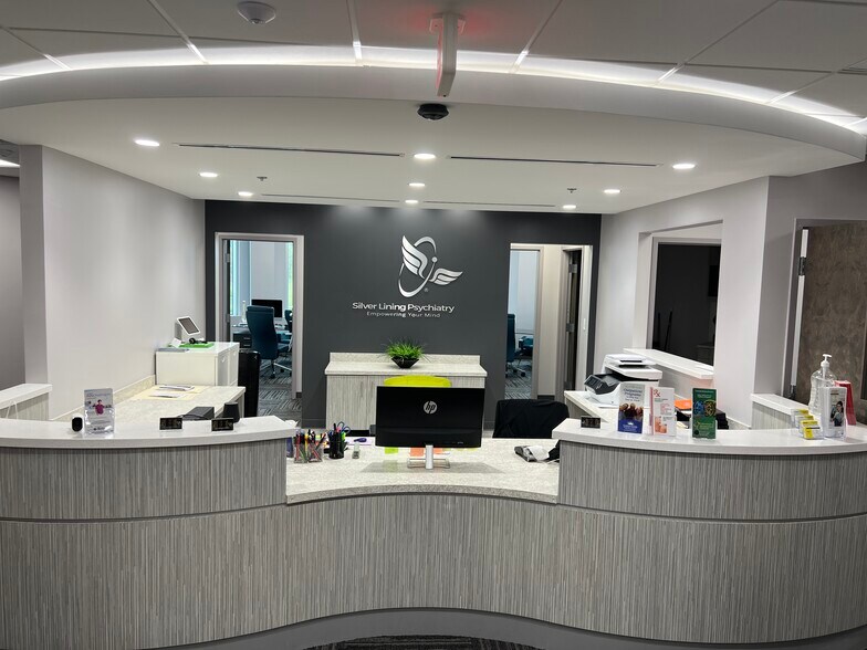 More Photos Of 13704 Village Lakeview Ave, Windermere, FL 34786, Windermere Medical For Lease