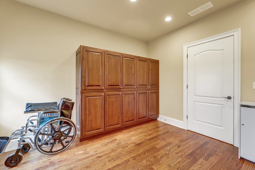 More Photos Of 2189 2nd Street Pike, Newtown Healthcare For Lease