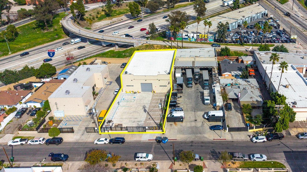 More Photos Of 8582 Telfair Ave, Sun Valley Warehouse For Lease