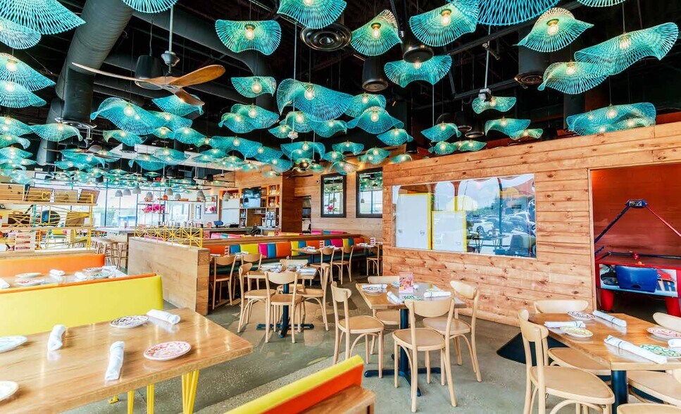 More Photos Of 9910-9920 Gaston Rd, Katy Storefront For Lease