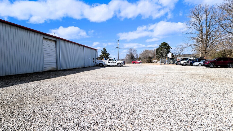 More Photos Of 3369 AR-36 Ave, Searcy Flex For Sale