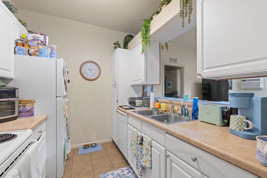 More Photos Of 1920 Monte Vista Dr, Rapid City Multifamily For Sale