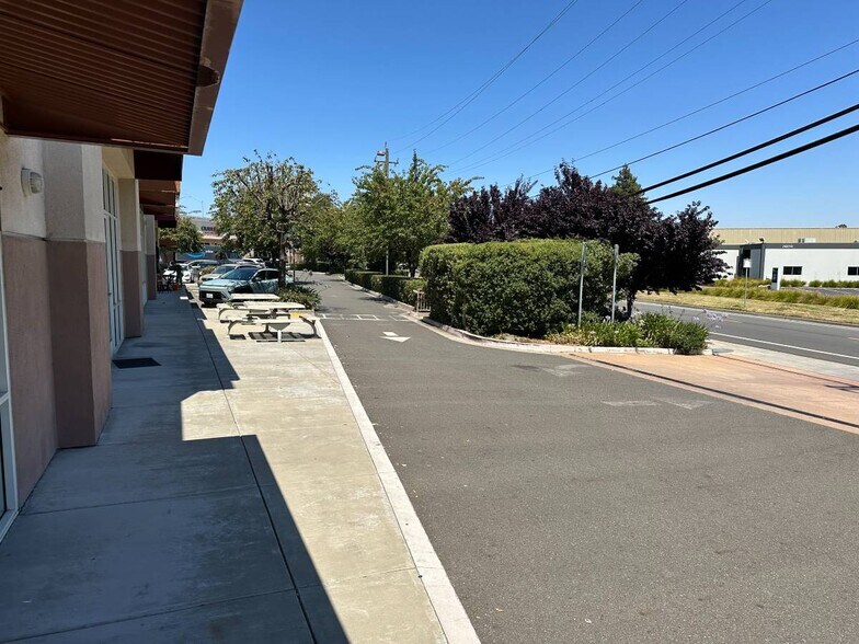 More Photos Of 26001-26025 Eden Landing Rd, Hayward Freestanding For Lease