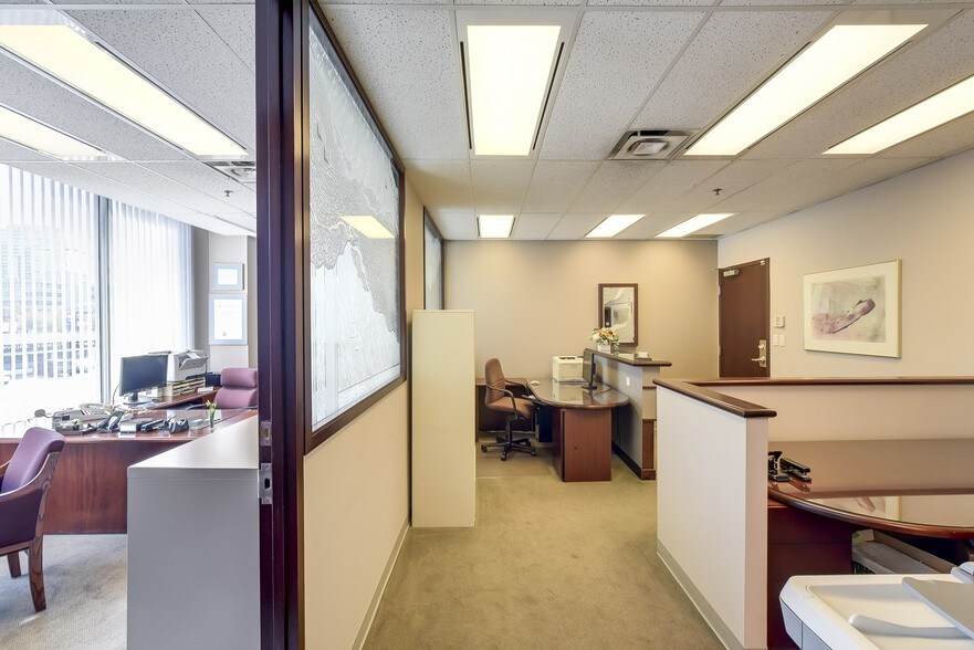 More Photos Of 4885 Kingsway, Burnaby Medical For Lease