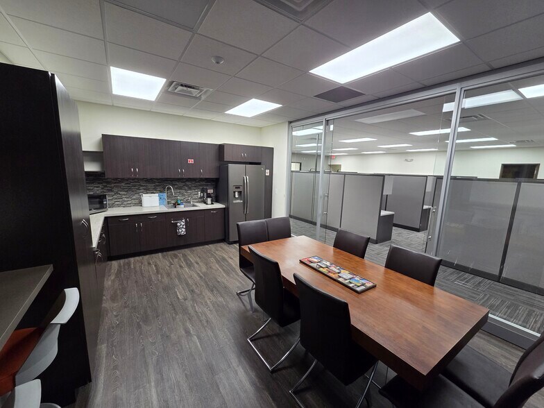 More Photos Of 34673 Bennett Dr, Fraser Serviced Offices For Sale