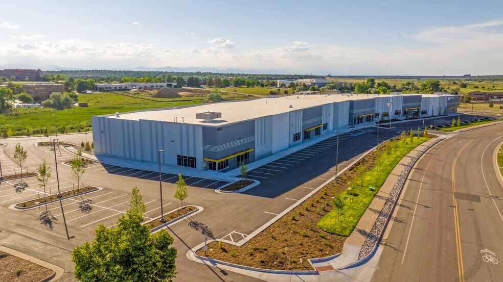 More Photos Of 6403 Uvalda St, Centennial Distribution For Lease