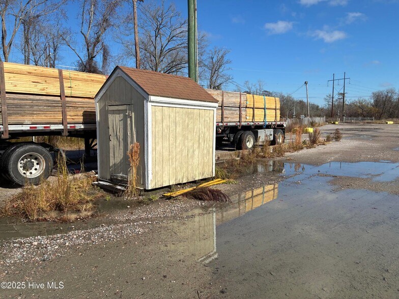 More Photos Of 141 Knobbs Creek Dr, Elizabeth City Industrial For Sale