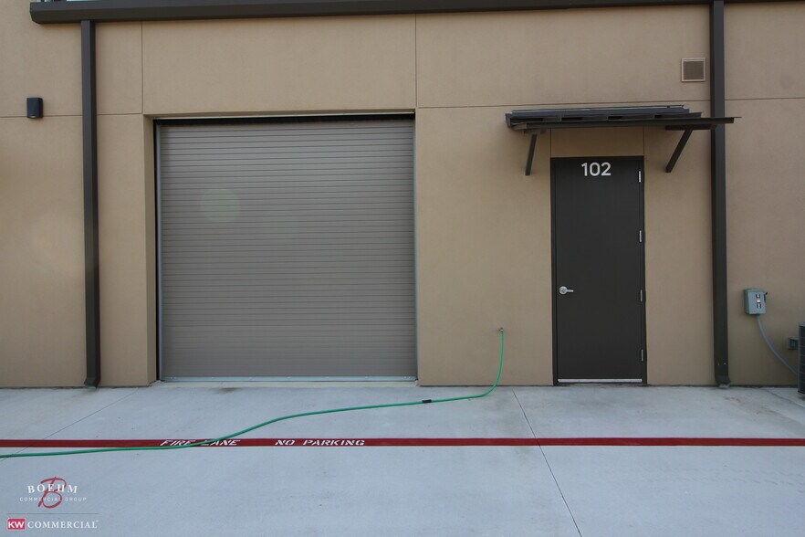 More Photos Of 12 Truss Dr, Boerne General Retail For Sale