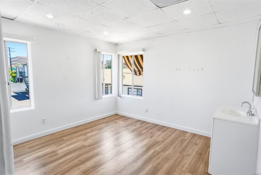 More Photos Of 530-532 W Glenoaks Blvd, Glendale Medical For Lease
