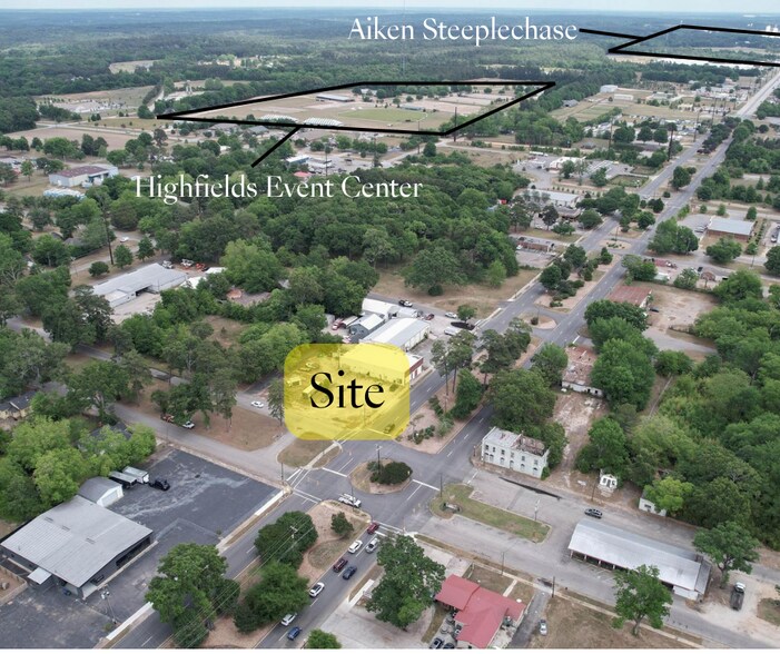 More Photos Of 910 Richland Ave E, Aiken General Retail For Lease