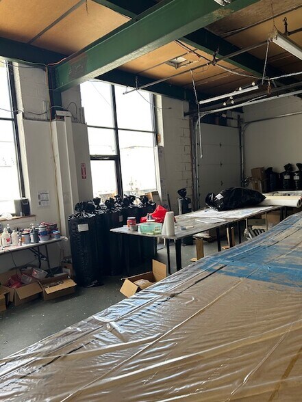 More Photos Of 59 Central Ave, Farmingdale Manufacturing For Lease