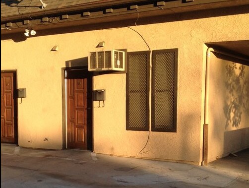 More Photos Of 7841 Foothill Blvd, Sunland Office Residential For Lease