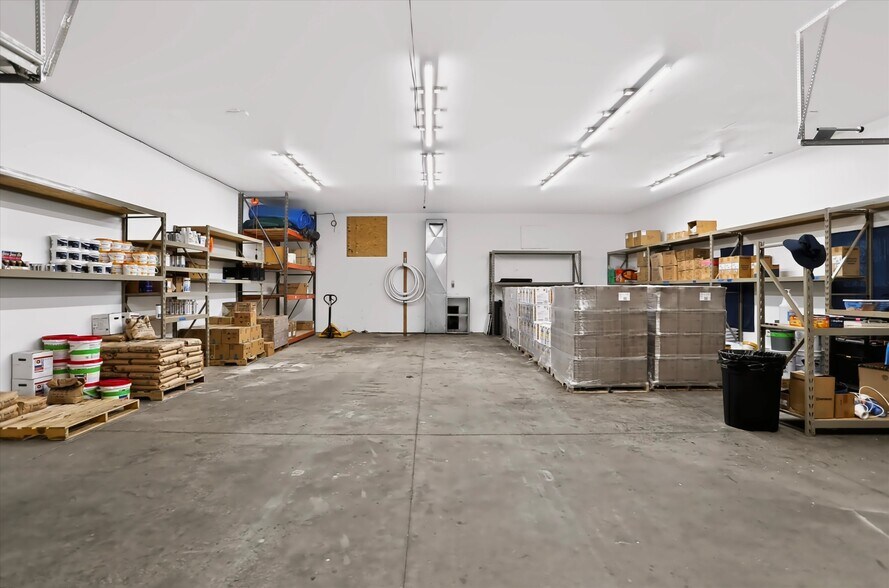 More Photos Of 291 E Two Cent Rd, Bargersville Warehouse For Sale