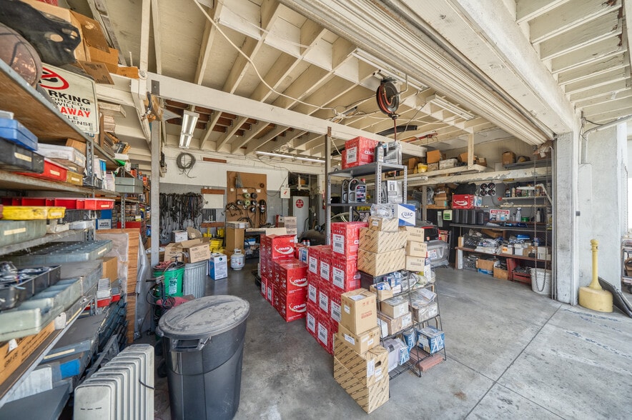 More Photos Of 4320 W Pico Blvd, Los Angeles Auto Repair For Sale