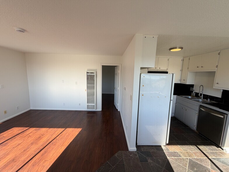 More Photos Of 33856 Pequito Dr, Dana Point Apartments For Sale