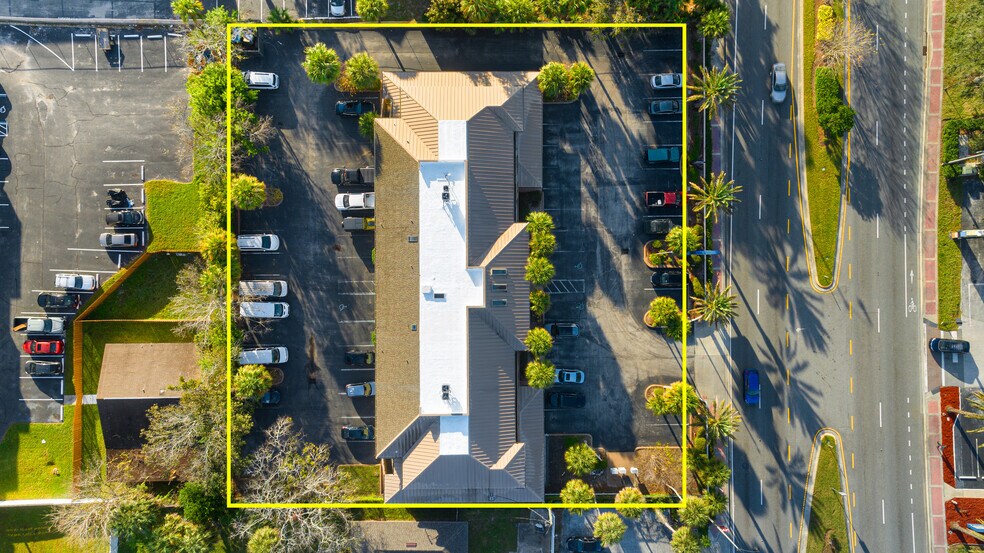 More Photos Of 1635 S Ridgewood Ave, Daytona Beach Office For Lease