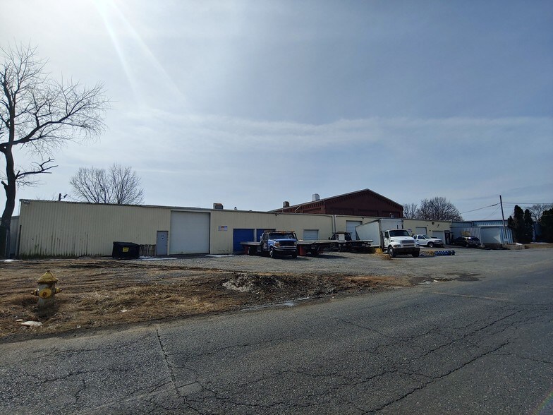 More Photos Of 34 N 16th St, Lebanon Warehouse For Sale