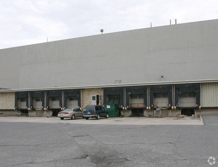 More Photos Of 3304 Old Lexington Rd, Winston-Salem Manufacturing For Lease