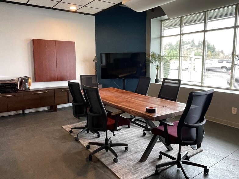 More Photos Of 6042 Seaview Ave NW, Seattle Apartments For Sale