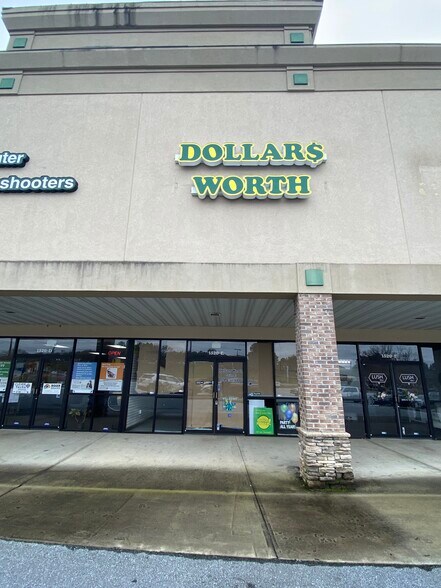 More Photos Of 1520 E Greenville St, Anderson Freestanding For Lease