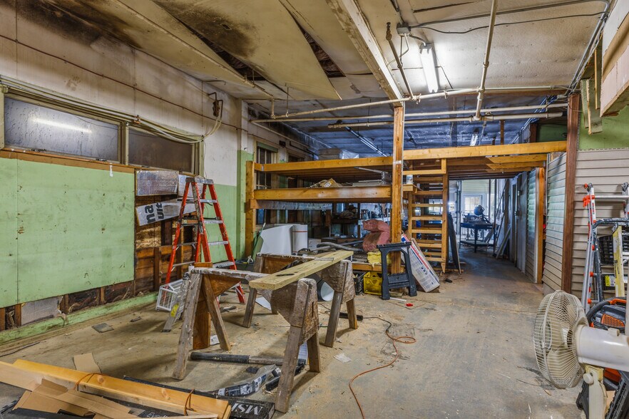 More Photos Of 36 Carpenter Street St, Keene Office For Sale