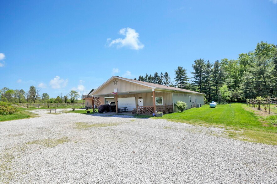 More Photos Of 1900 Winchester Southern Rd, Canal Winchester Winery Vineyard For Sale