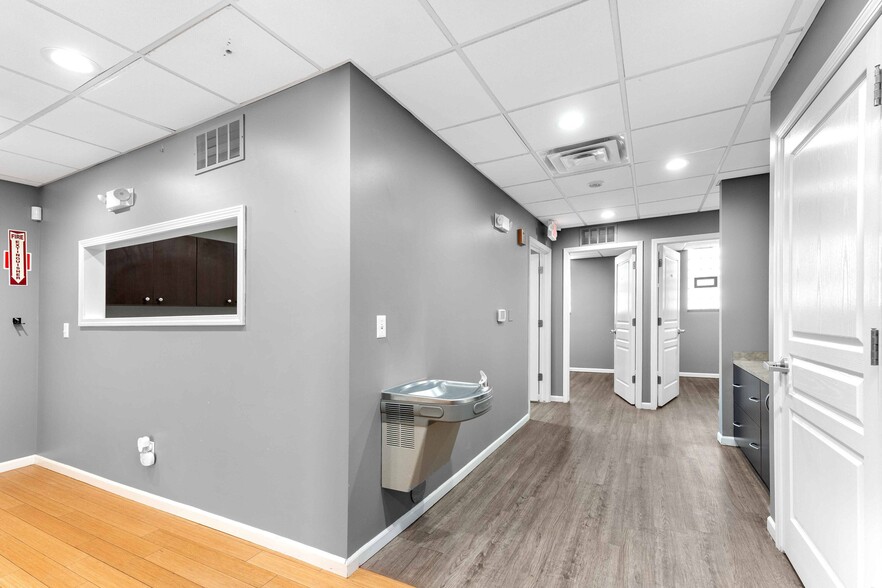 More Photos Of 1190 E Twelve Mile Rd, Madison Heights Medical For Sale