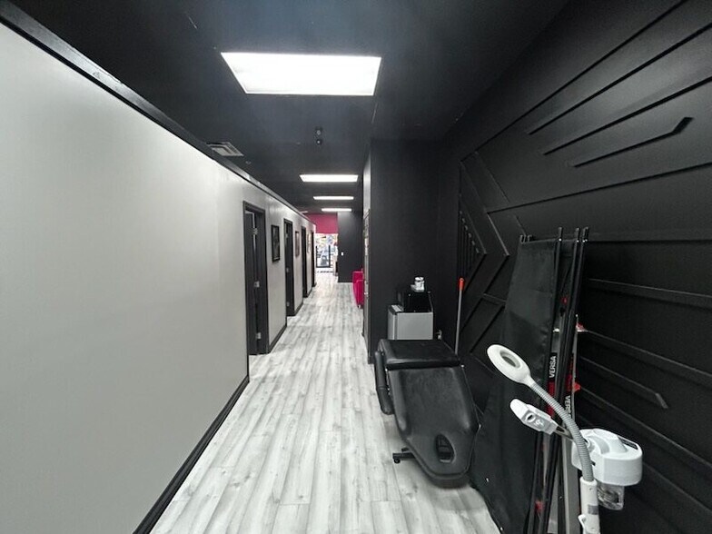 More Photos Of 5350 United Dr, Smyrna Freestanding For Lease