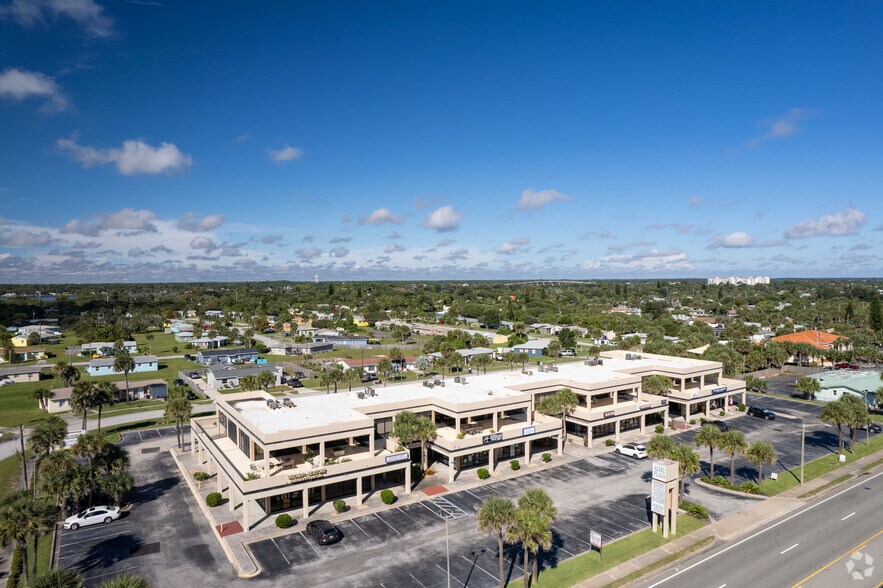 More Photos Of 400 S atlantic Ave, Ormond Beach Storefront For Sale