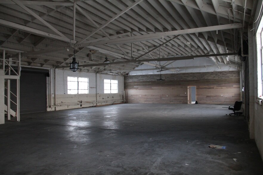 More Photos Of 1522 W 135th St, Gardena Manufacturing For Sale