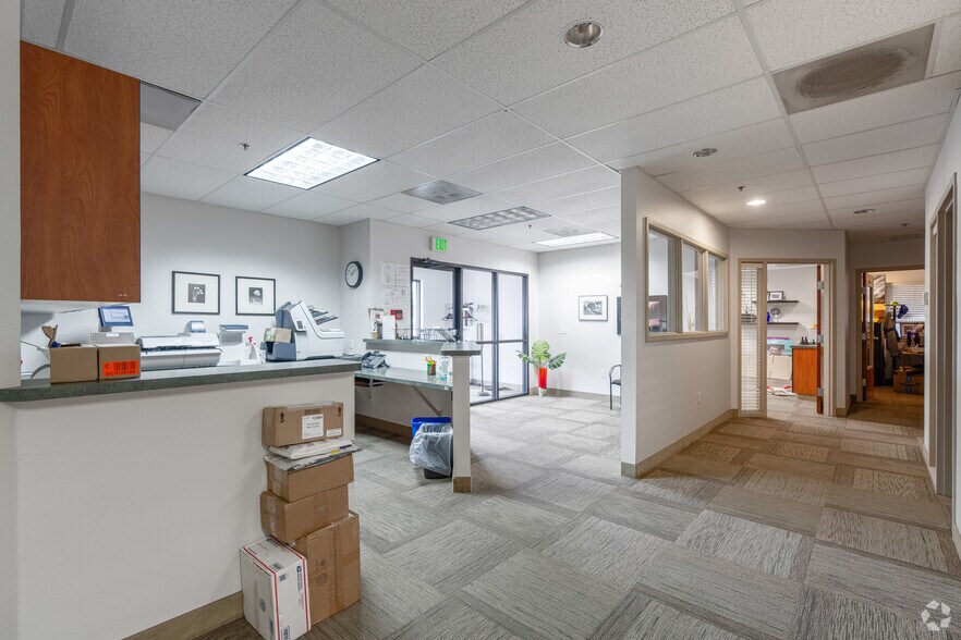 More Photos Of 596 Hoffman Rd, Independence Manufacturing For Sale