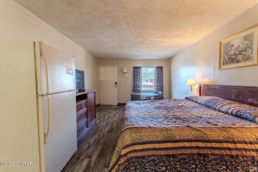 More Photos Of 618 N 22nd Ave, Humboldt Hotel For Sale