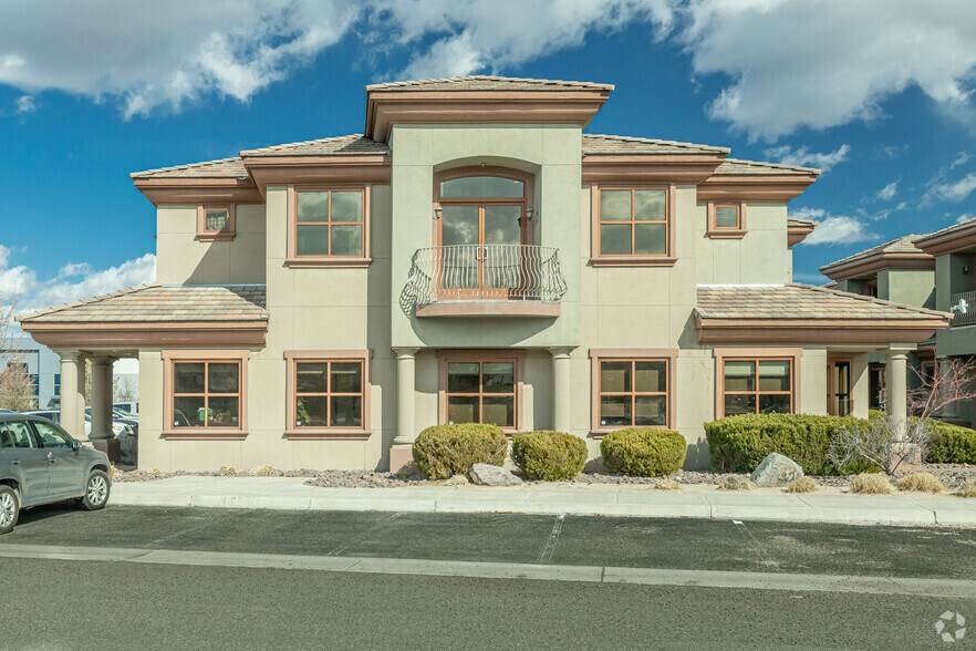 More Photos Of 9060 Double Diamond Pkwy, Reno Office For Lease
