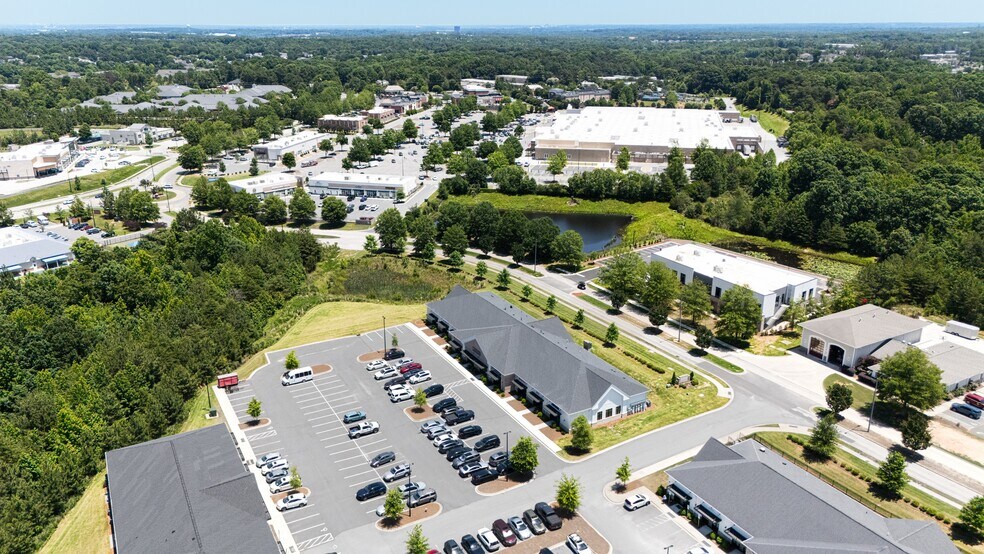 More Photos Of 1180 Stonecrest Blvd, Fort Mill Office For Lease