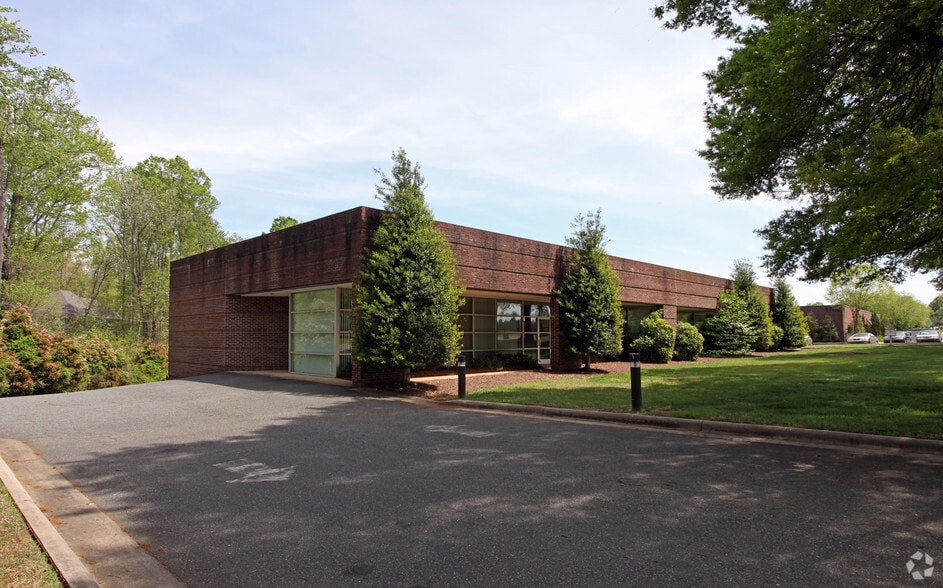 More Photos Of 4732 Lebanon Rd, Mint Hill Light Distribution For Sale